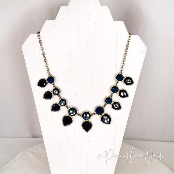 Vintage Jewelry - Vintage Navy Blue Circle & Spade Beads Bib Necklace